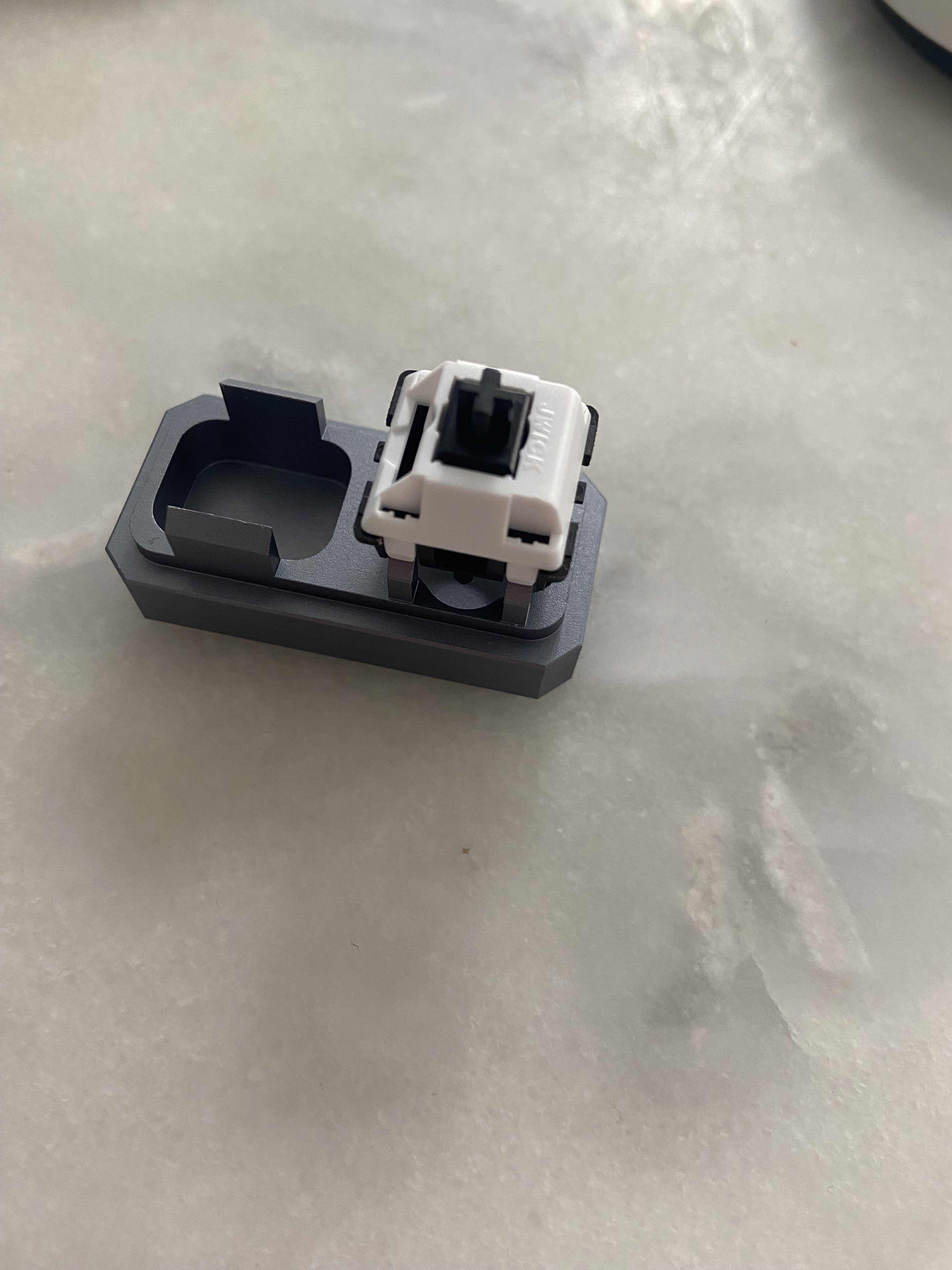 1. Opening-switch.jpg