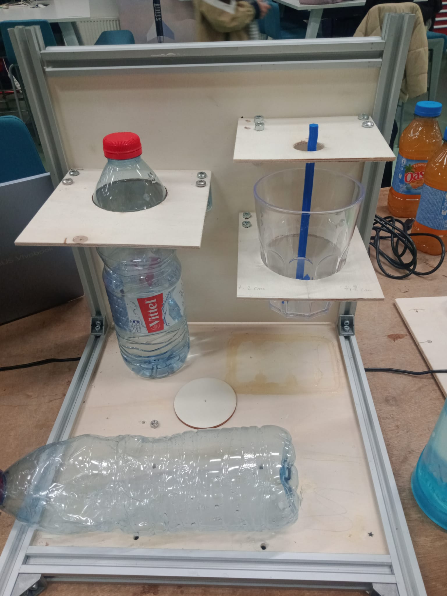 WhatsApp Image 2025-12-18 à 14.43.23_5781c1ff.jpg