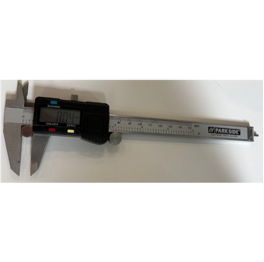 Une image contenant intérieur, outil, Appareils électroniques, machine

Le contenu généré par l’IA peut être incorrect.